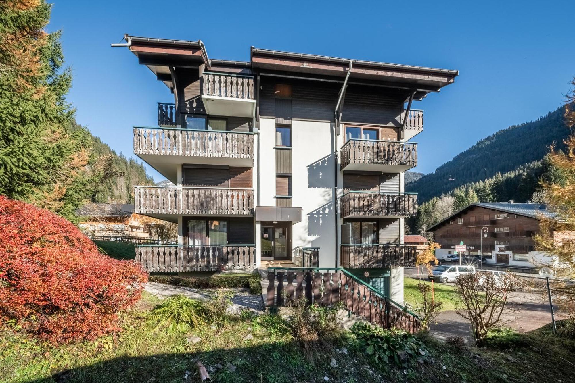 - Au Pieds Du Linga Apartment Châtel